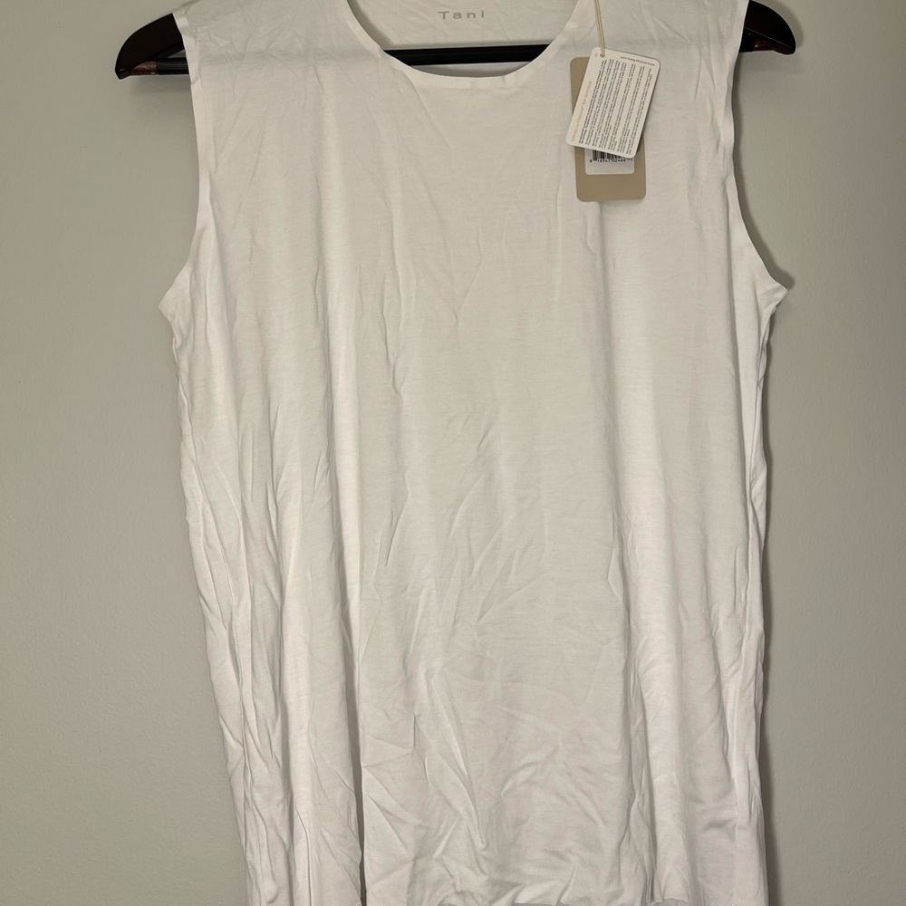 White Ruffled Crop Tank Top - Picture 2 of 4